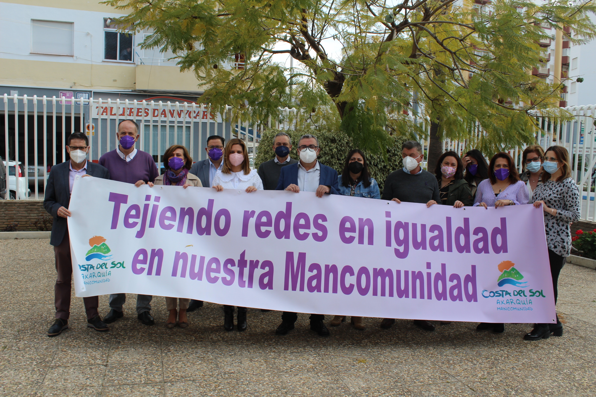 La Mancomunidad de Municipios de la Costa del Sol Axarquía ha acogido esta mañana un acto simbólico con motivo del Día Internacional de la Mujer