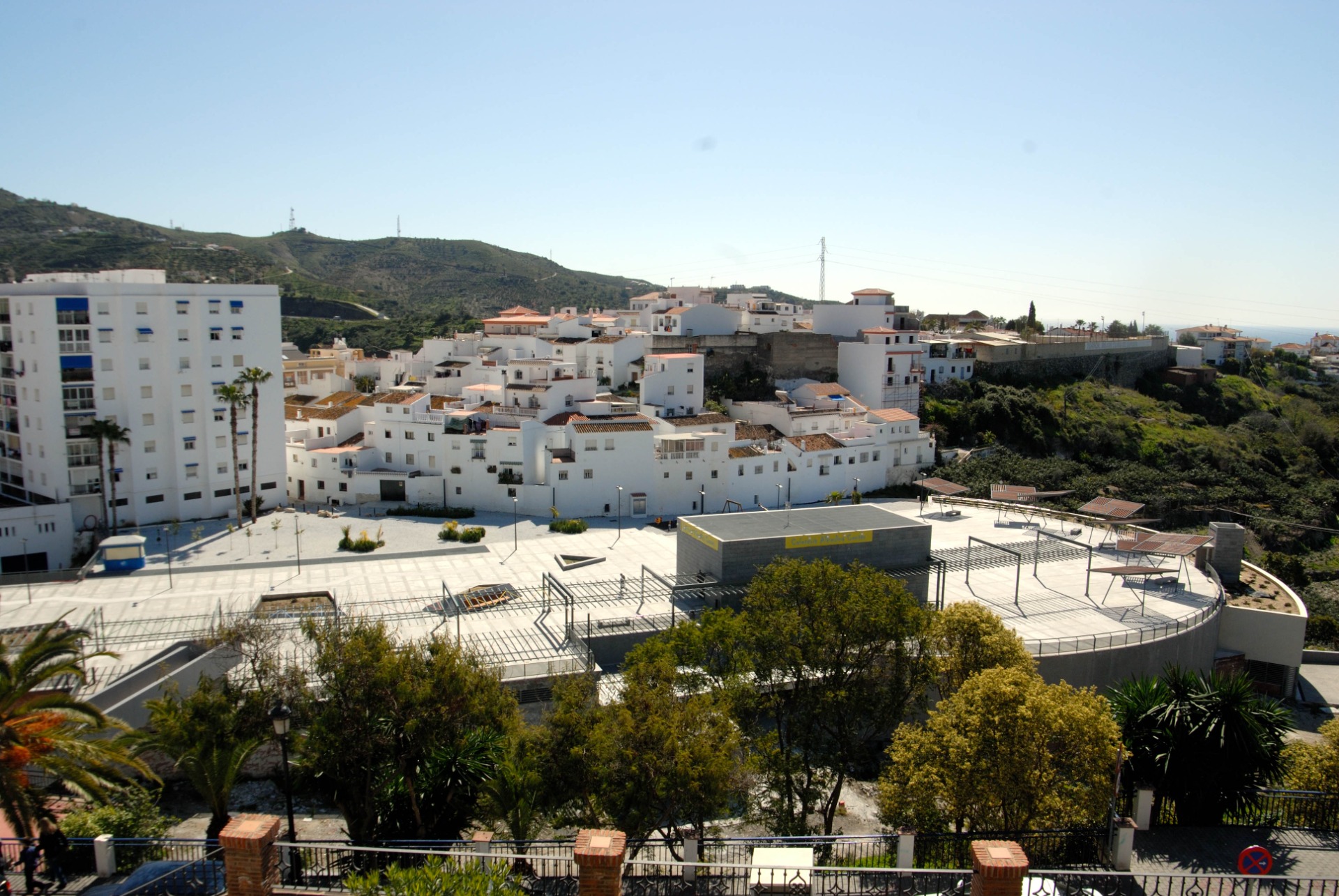 Imagen de la Plaza de la Almedina en Torrox - Málaga.es