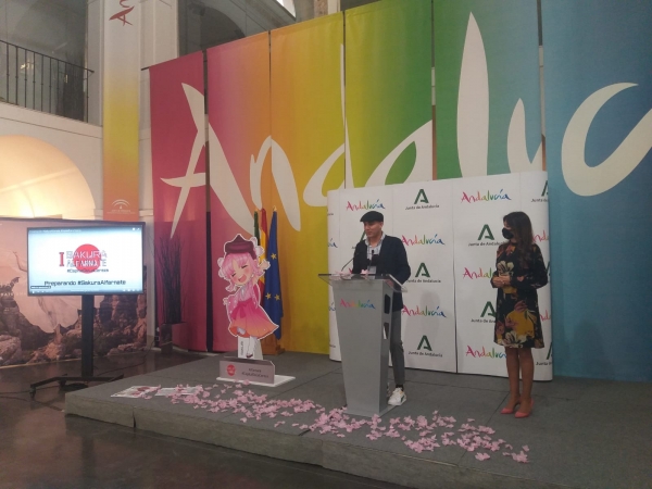 'La sede de Turismo Andaluz acoge la presentación de Sakura Alfarnate'. / Málaga Actualidad